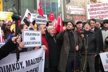 Gazeteci-yazar Nihat GENÇ'in vefatını derin bir üzüntüyle öğrenmiş bulunuyoruz.