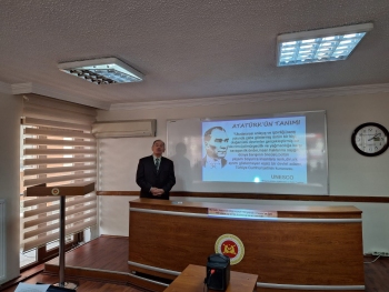 E. Mu. Alb. Özen TOPÇU tarafından  “Atatürk'ün Üstün Kişiliği” konulu bir konferans verilmiştir.